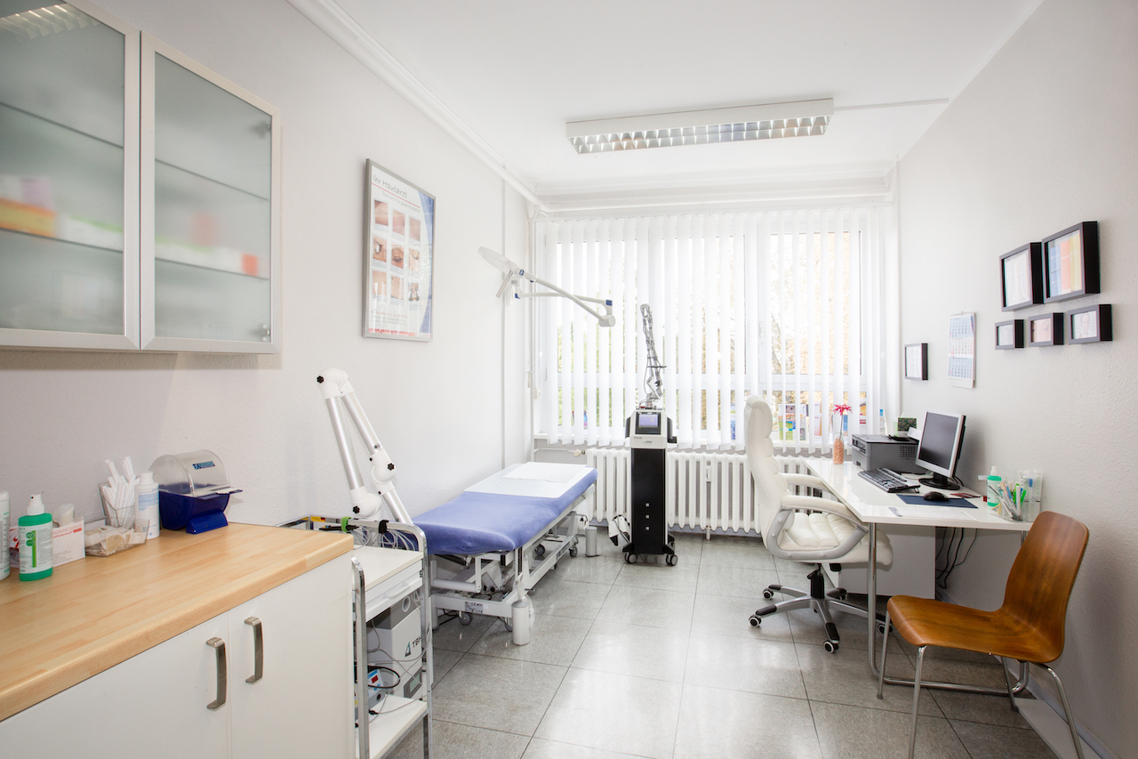 Hautarztpraxis Dr. Med. Thomas Wildfeuer Rezensionen Praxisausstattung – Dr. med. Thomas Wildfeuer & Kolleg*Innen